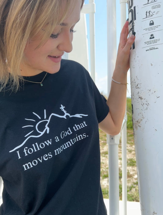 Mountains T-shirt in Black