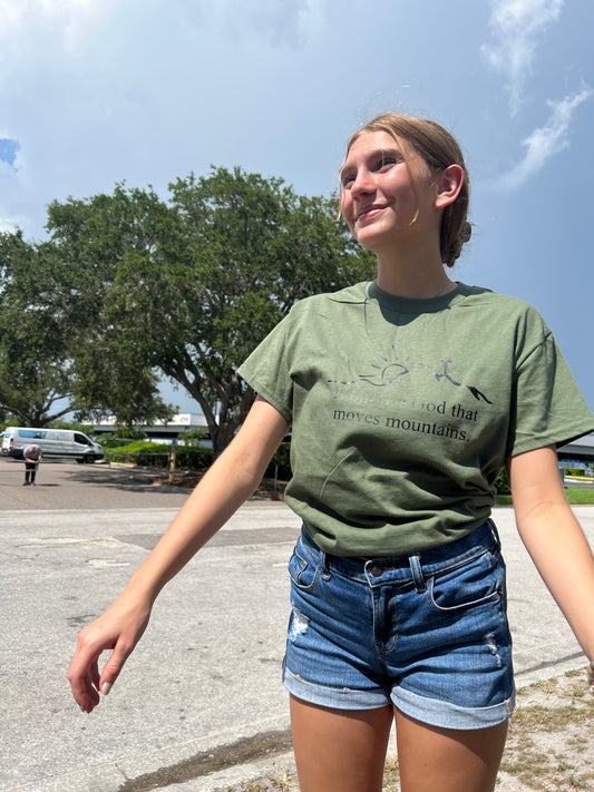 Mountains T-shirt in Green